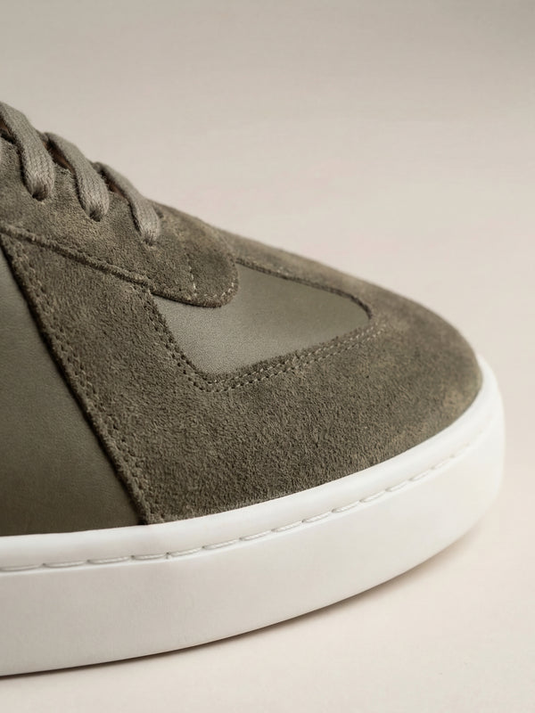 Amalfi Suede Sneaker Army Olive Green