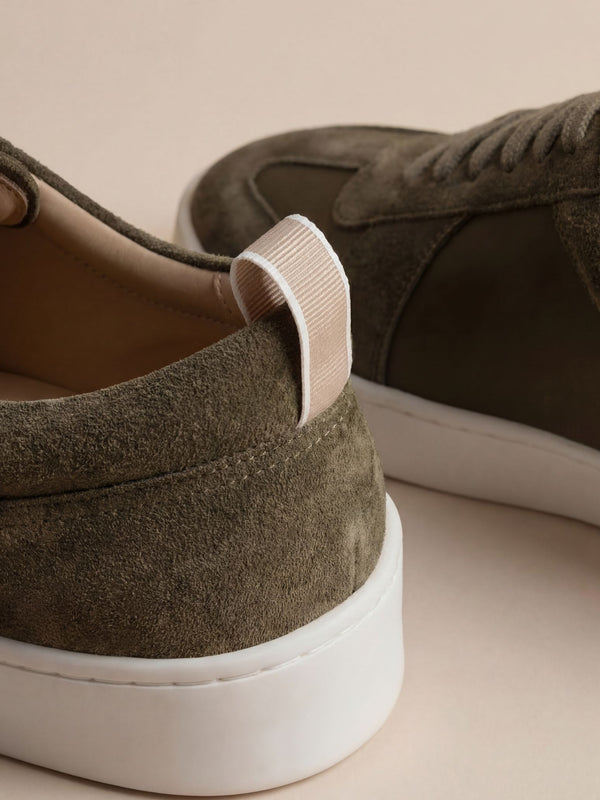 Amalfi Suede Sneaker Army Green