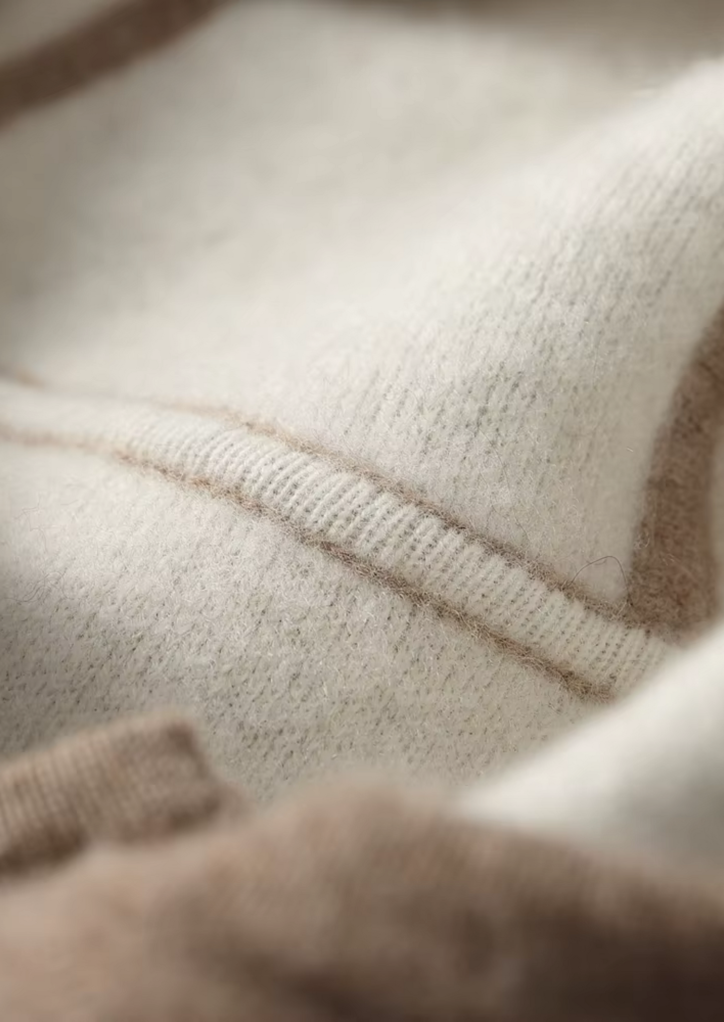 Leonis Cashmere Set Beige 8